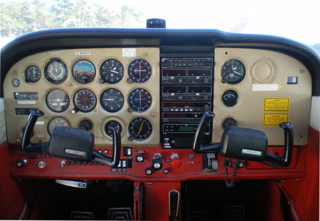 Cockpit der D-ERAZ